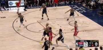 j9九游真人游戏第一品牌登录入口礼尚往来!祖巴茨横传助巴图姆三分穿针 约基奇侧翼三分还以颜色