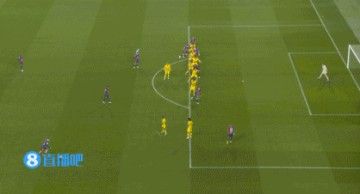 j9九游会官方登录美中不足？球迷热议拉菲尼亚：那脚铲射，就怕更衣室不和谐