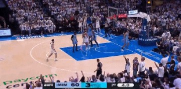 九游会j9官网真人游戏第一品牌苦苦支撑!巴格利后场超远三分压哨洞穿篮心 单节6中6独得13分