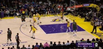 九游会·j9官方网站一柱擎天!兰德尔上篮不中 戈贝尔伸出长臂重重补扣