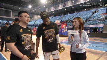 j9九游真人游戏第一品牌登录入口巴里-布朗：一直告诉队友要保持冷静 非常开心为广厦拿下队史首冠